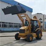 Rýpadlo-nakladač Motor Cummins