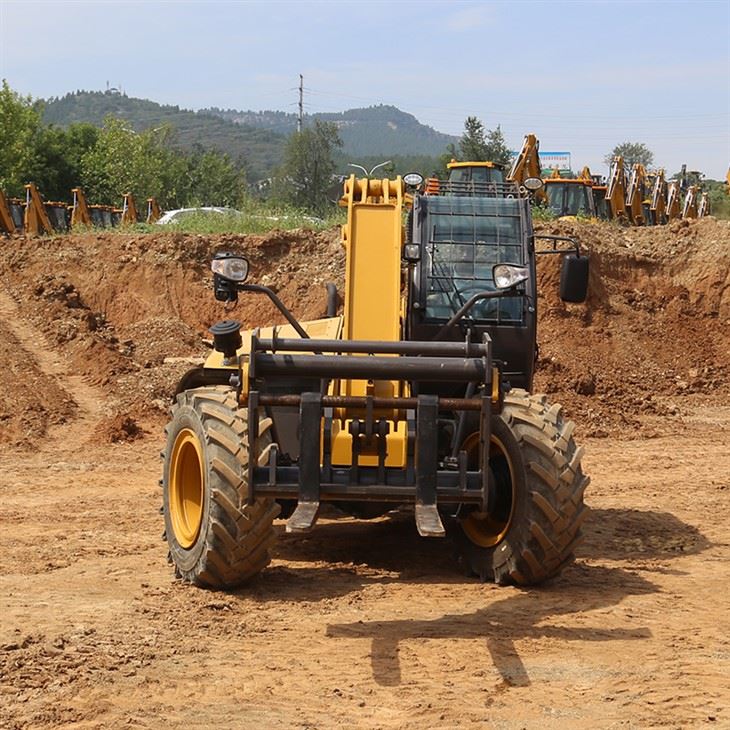 3-ton Telescopic Boom Handler